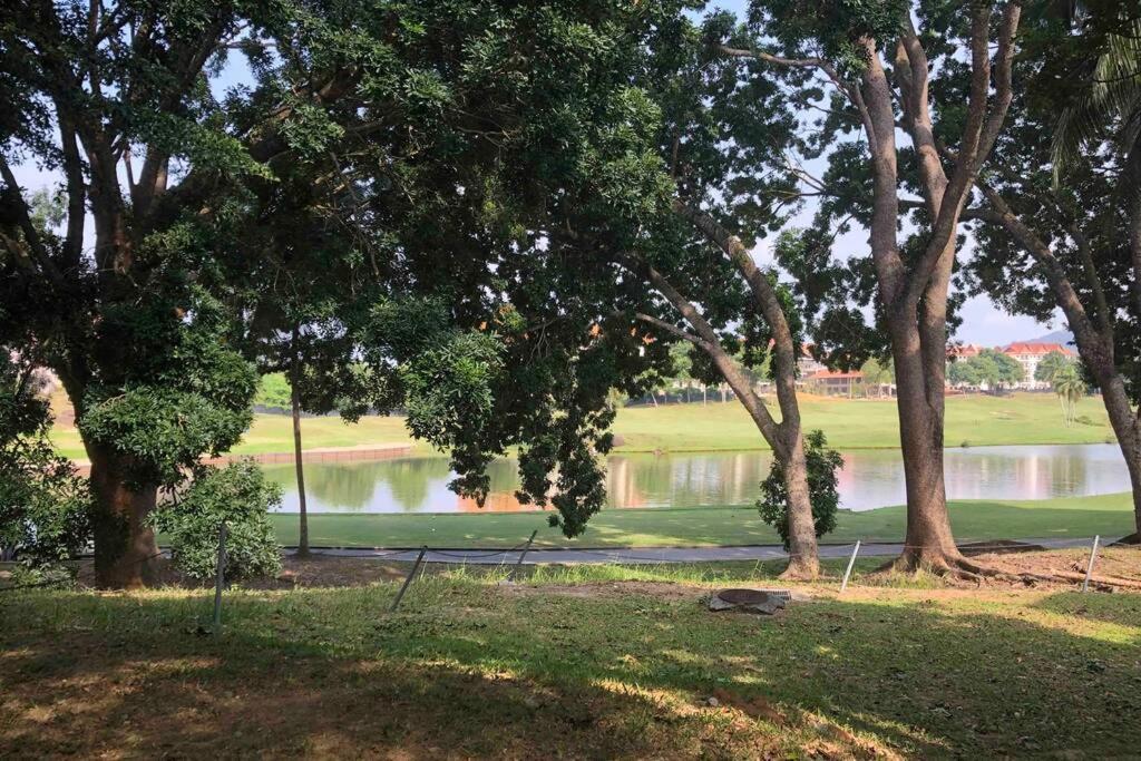 A'Famosa Golf Resort Villa D Savoy Condopark Kampong Alor Gajah Exterior photo